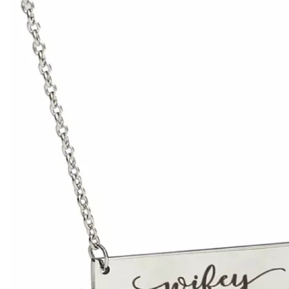 🍀Wifey Stainless Steel Engraved Bar Necklace 💍💍 - Picture 3 of 3